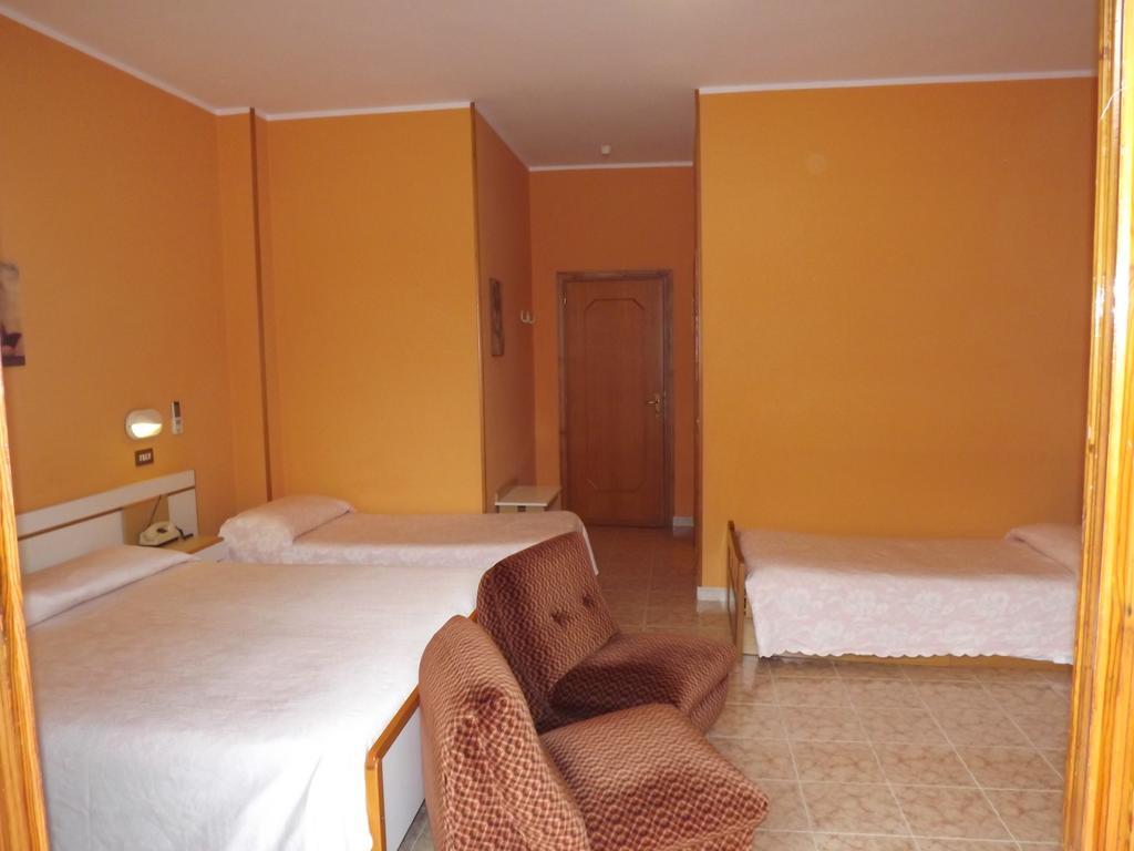 Hotel Cristina К'янчіано-Терме Екстер'єр фото